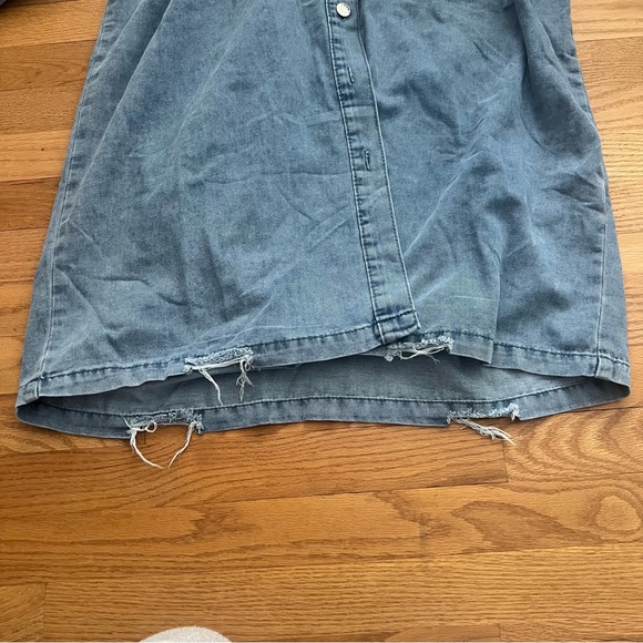 Blue Denim Button-Up Dress - Picture 4 of 10